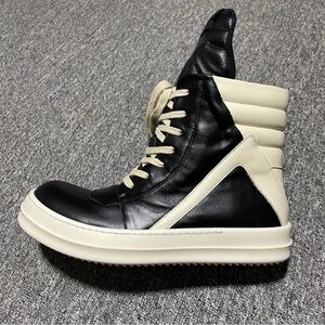 Rick owens Black and White High-Top Sneakers